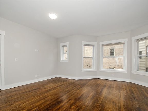 3rd image of 1662 W Farwell Ave #Wait003