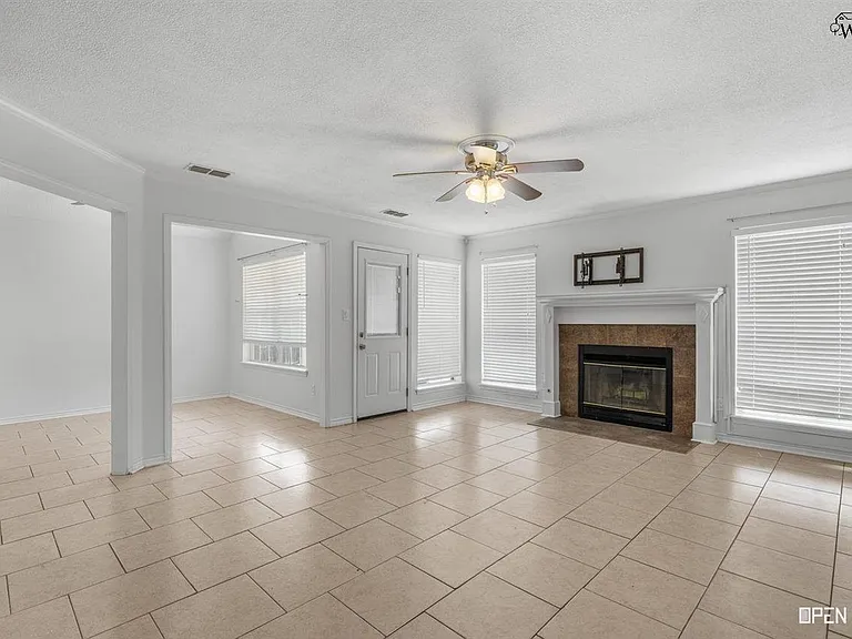 5 Worthington Ct — Photo 4