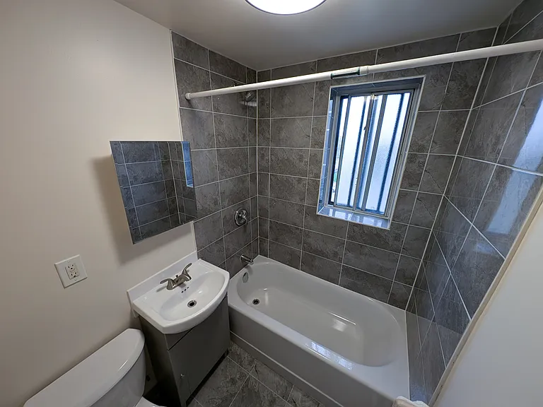22 Robina Ave — Photo 9