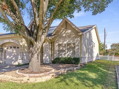 832 Beechcraft Ave, Grand Prairie, TX, 75051