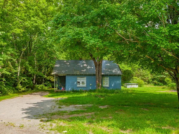 8669 Panther Creek Rd, Christiana, TN 37037