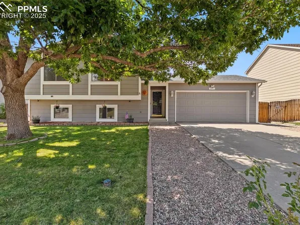 891 Daffodil St, Fountain, CO 80817