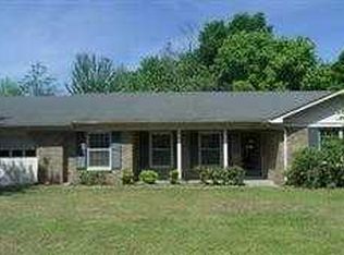 1217 Camellia Dr SW, Decatur, AL 35601