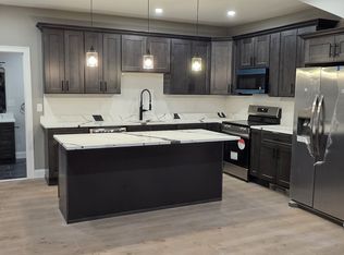 25 Townsend St #A, Waltham, MA 02453