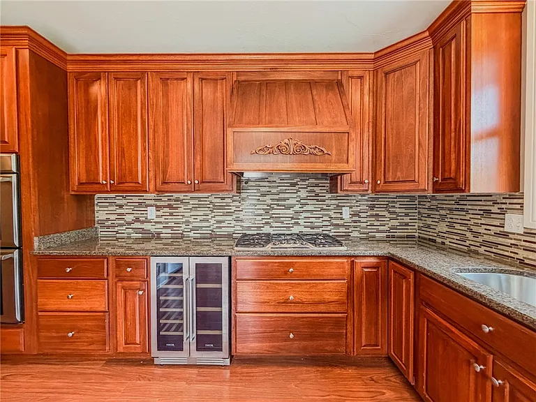 4349 Glen Eden Rd — Photo 18