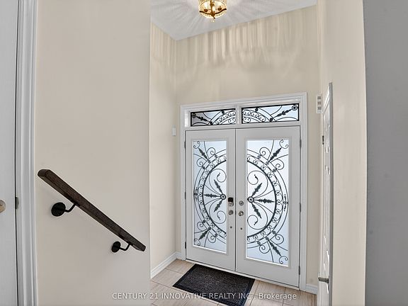 4th image of 310 Coronation Rd