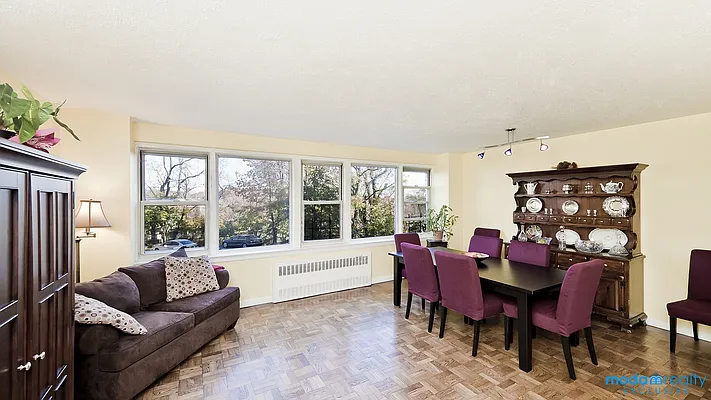 Sold by Moda Realty | media 43