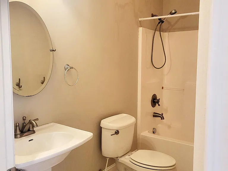 945 Diamondhead Dr S — Photo 22