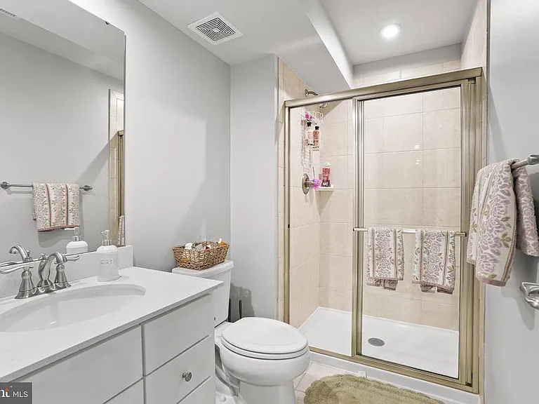 12405 Southington Dr — Photo 53