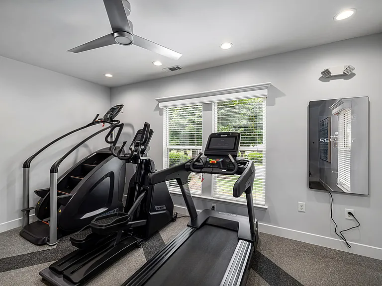 Fieldstone Apartment Homes — Photo 9