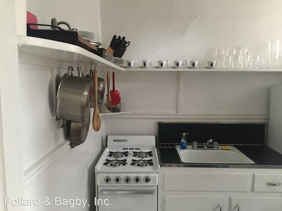 2nd image of 215 S Arthur Ashe Blvd APT 9