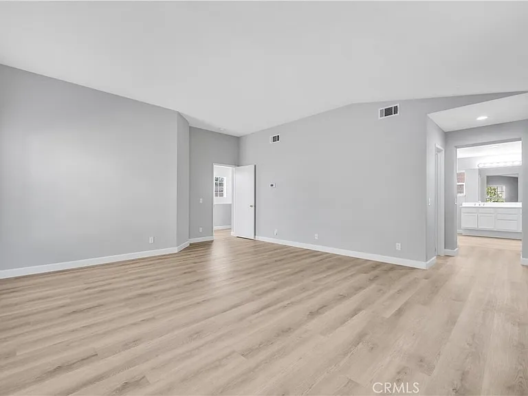 1258 Begovich St — Photo 38