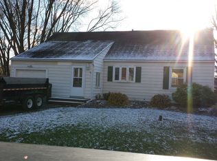 105 Ridge Ave, Liverpool, NY 13088