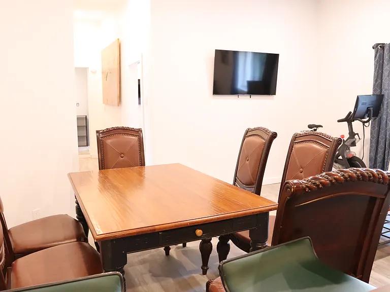 455 Pavonia Ave #2C — Photo 7