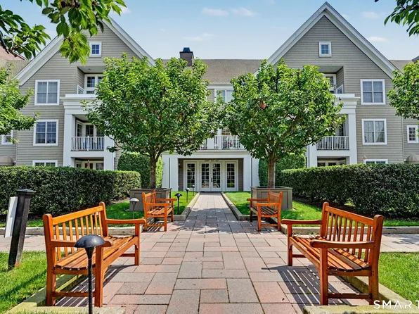 77 Havemeyer Lane #410, Stamford, CT 06902