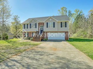 105 Valley View Dr, Covington, GA 30016