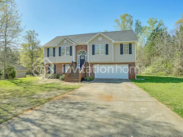 105 Valley View Dr, Covington, GA 30016