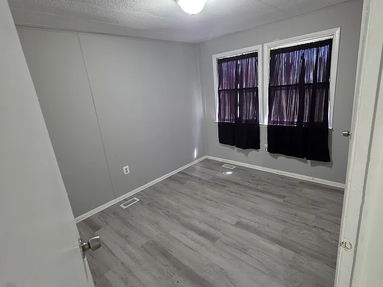 2082 Richmond Hwy — Photo 13