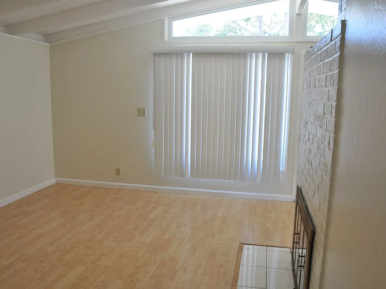 1218 Sandia Ave — Photo 7