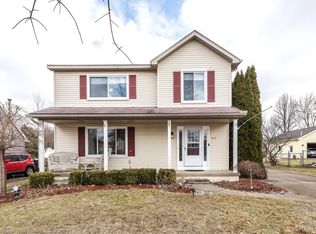 915 Tanager Trl, Howell, MI 48843