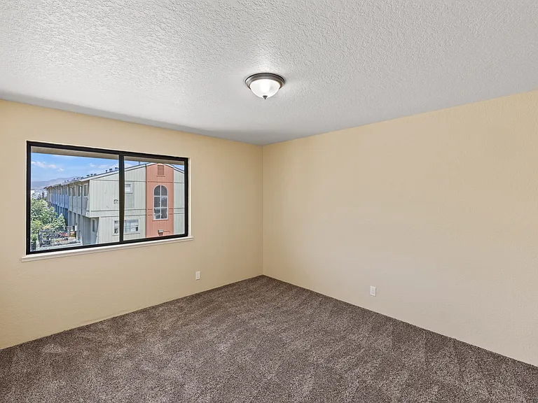 The Peppertree Apartments — Photo 11