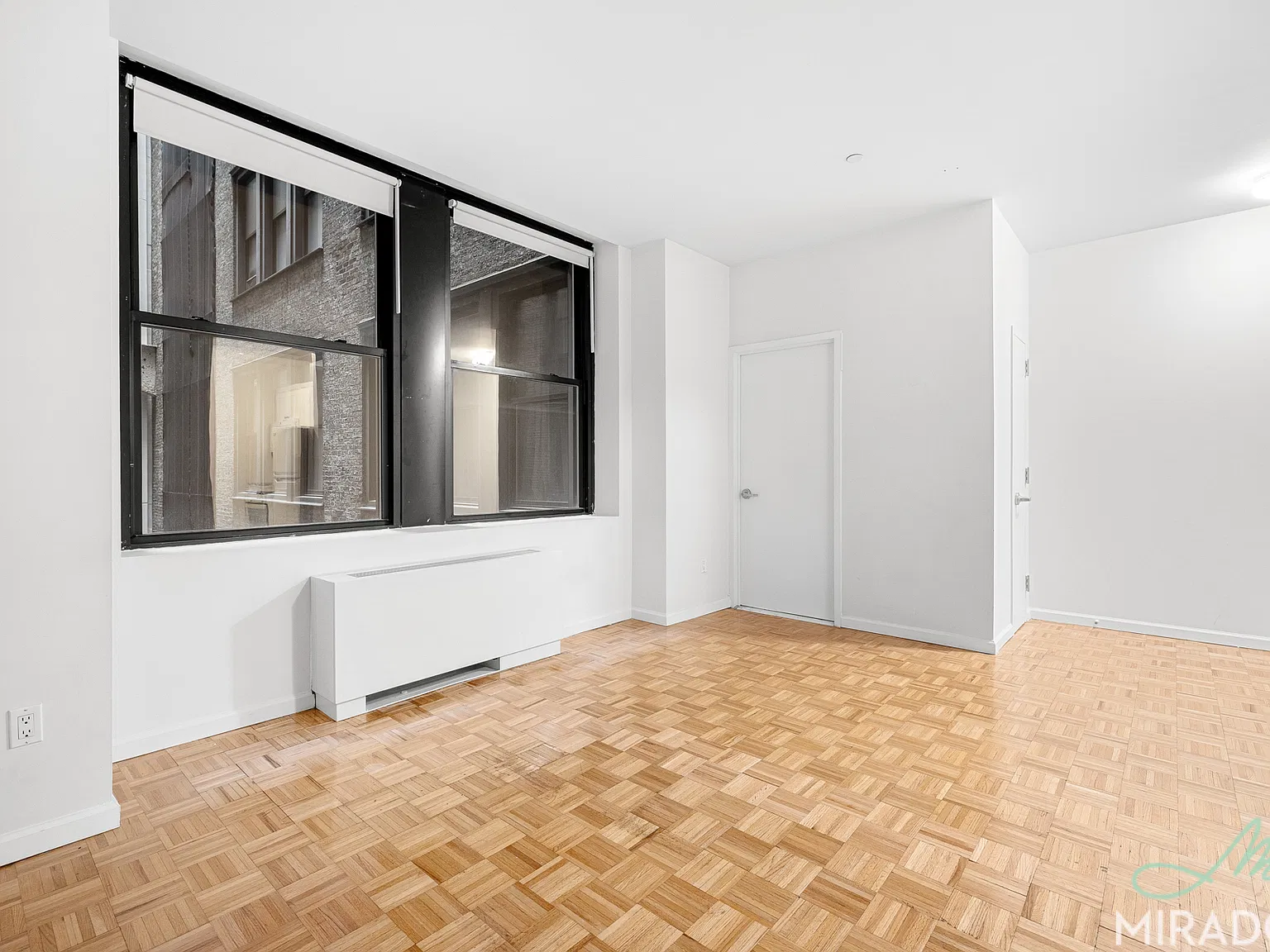 15 Park Row — Photo 2