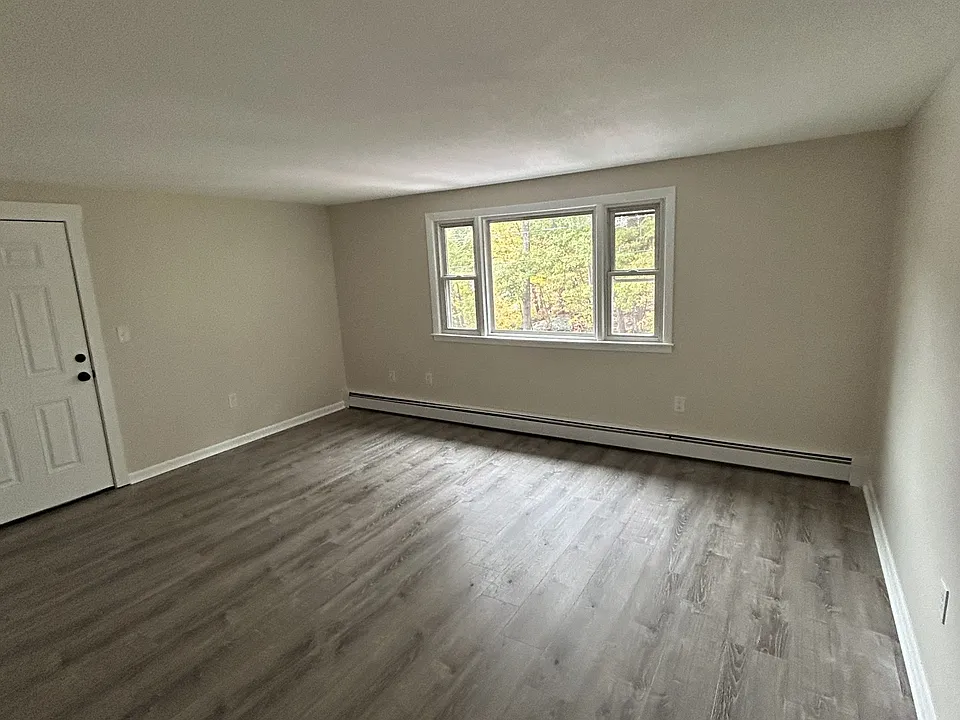 31 Joyce St