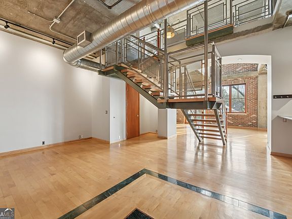 2nd image of 3235 Roswell Rd NE Unit 506