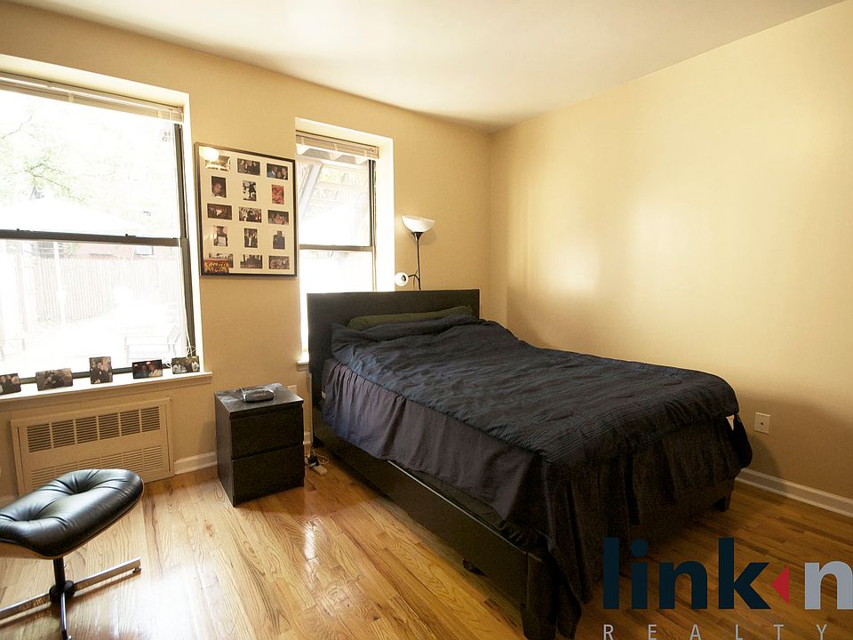 1st image of 10 W 123rd St #1