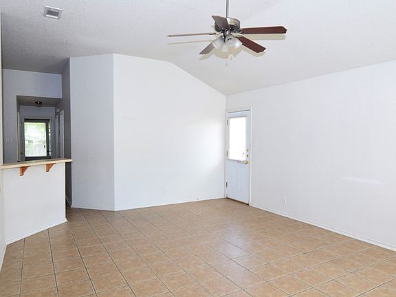 4th image of 210 Dale Earnhardt Dr