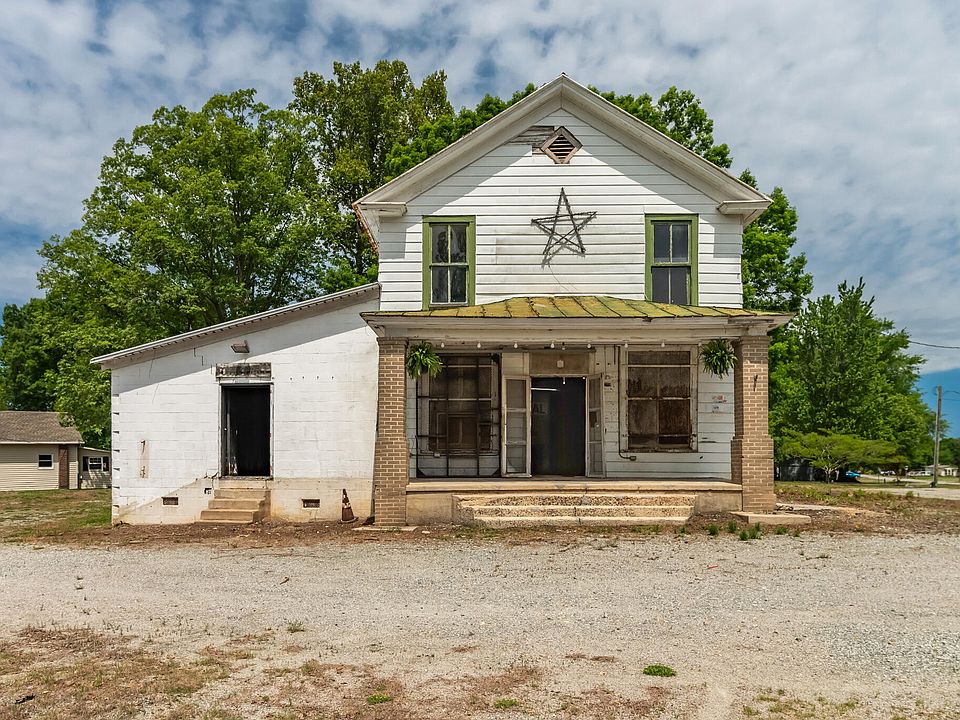 1st image of 2357 Baynes Rd