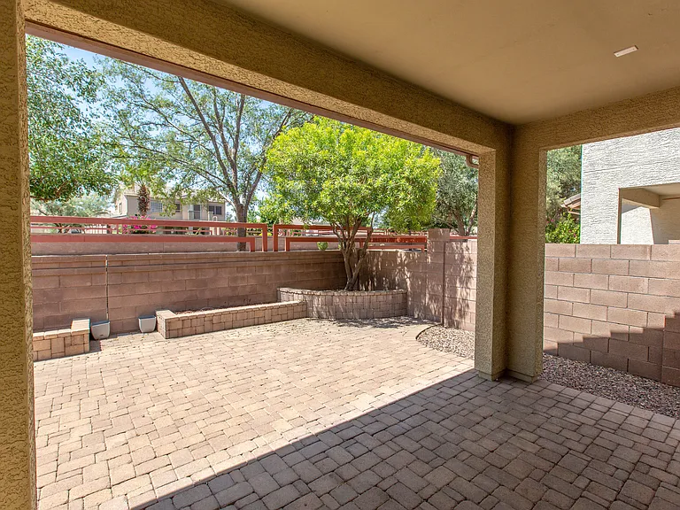 18815 E Swan Dr — Photo 43