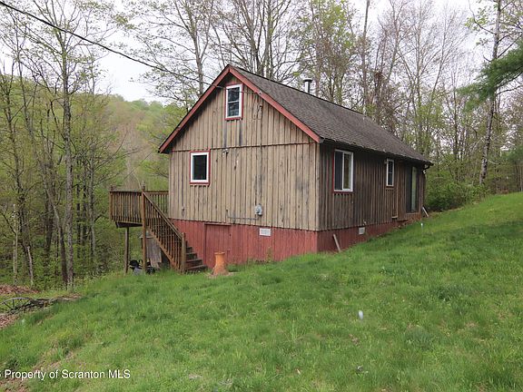 2nd image of 300 Pennsworth Hill Rd