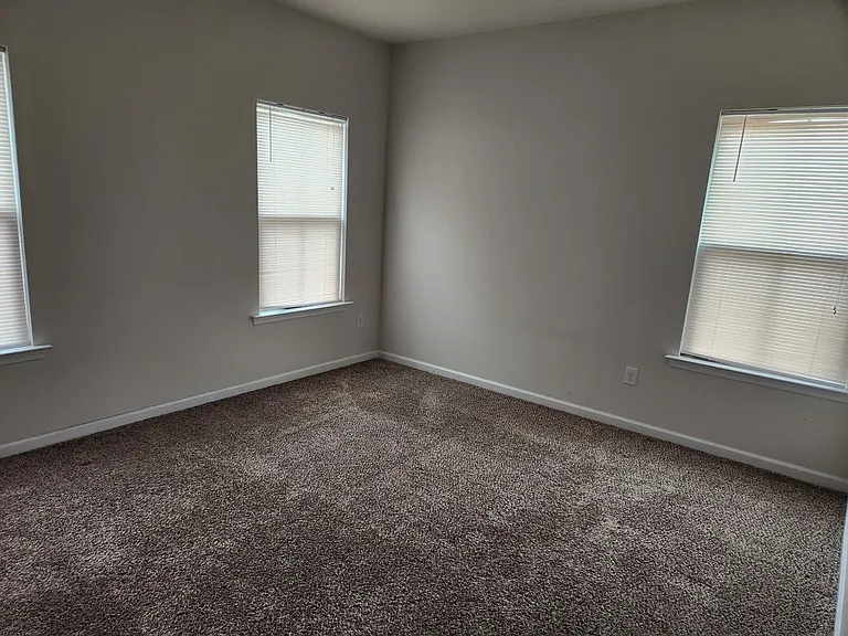 16636 Thornapple Run — Photo 11