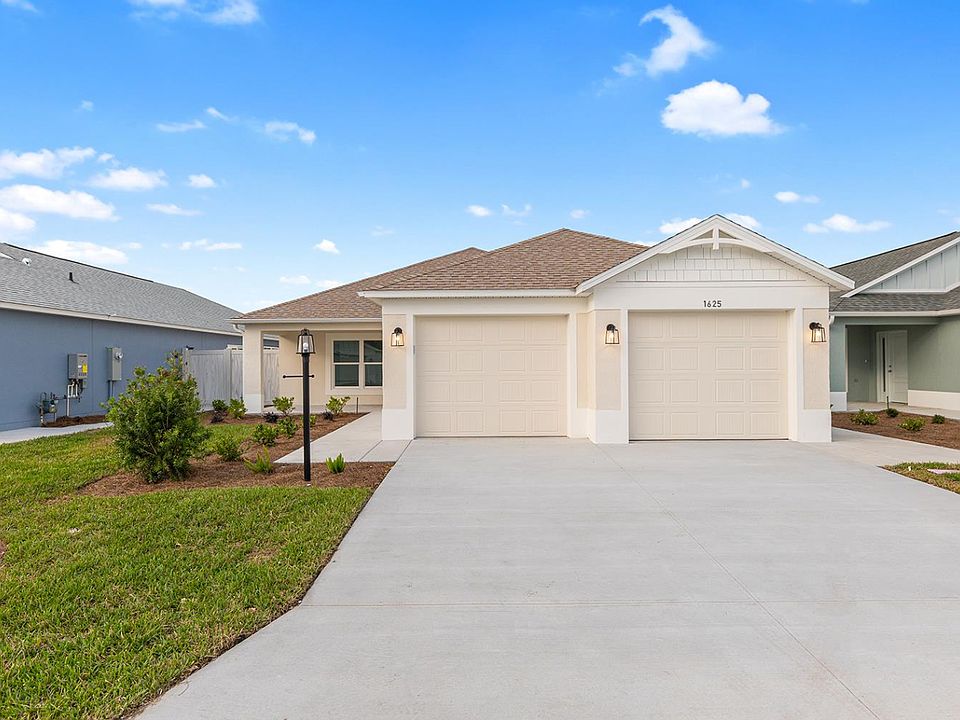 This brand new beautiful house is waiting for you to be the first family to move in
