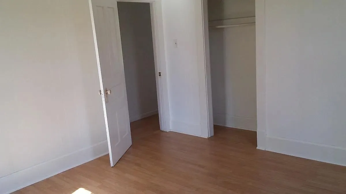 2 bed, 1200 sqft, $905 — Photo 3