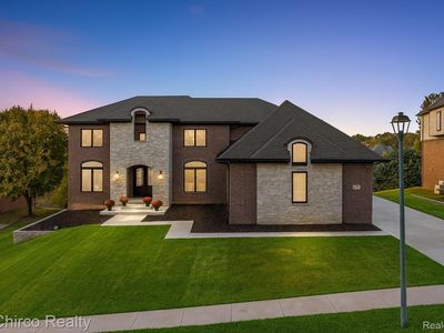 674 Springview Dr, Rochester, MI, 48307