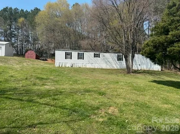 232 Shelby Rd, Lawndale, NC 28090