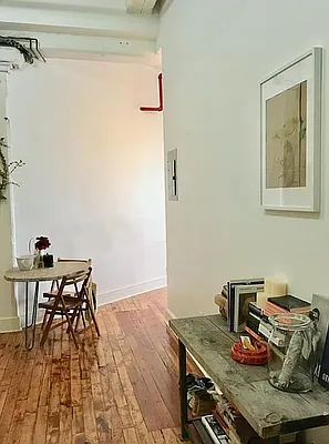 Rented by Dream Space Realty | media 11