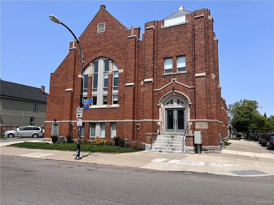 1st image of 340 Bird Ave #202