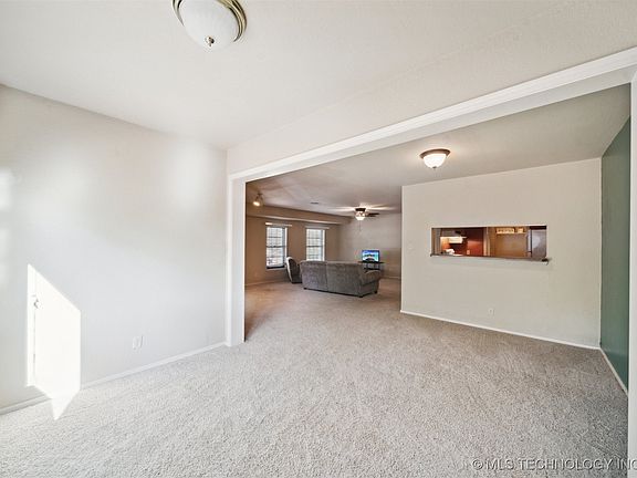 3rd image of 7905 E 66th St S #37C