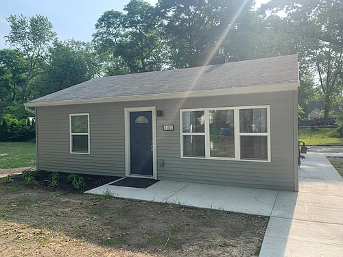 3101 Silverberry St Photo 1