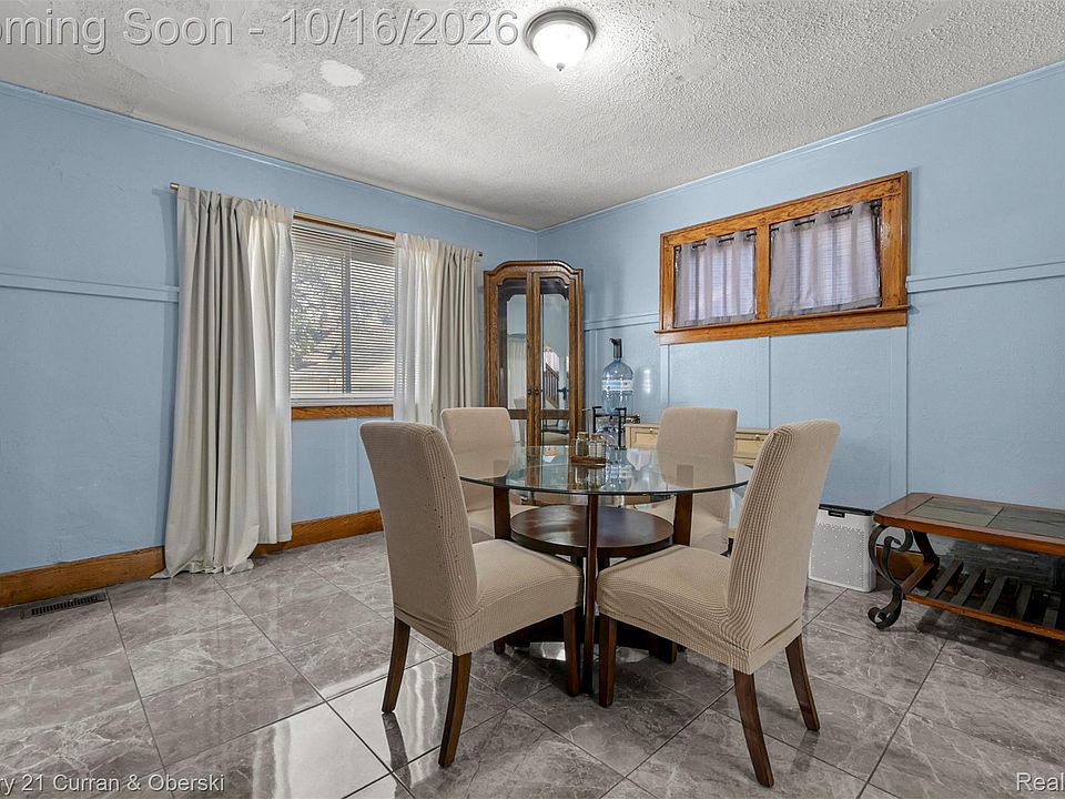 1920 Central St, photo 18