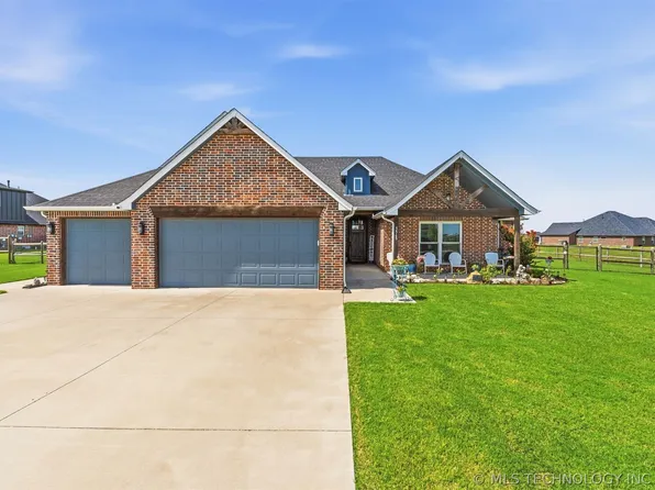 5565 E 141st Pl N, Collinsville, OK 74021