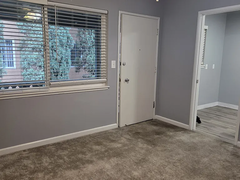 625 S 11th St #5 — Photo 3