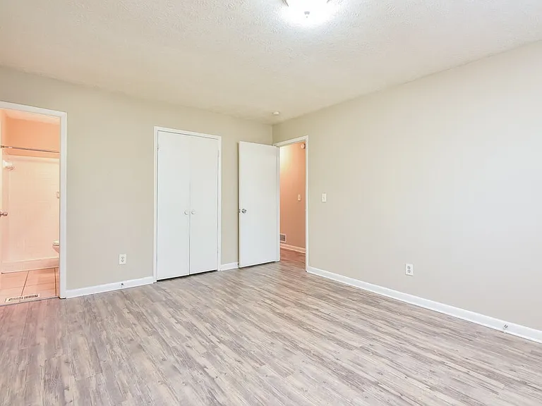 4624 Elm Ridge Ct — Photo 13