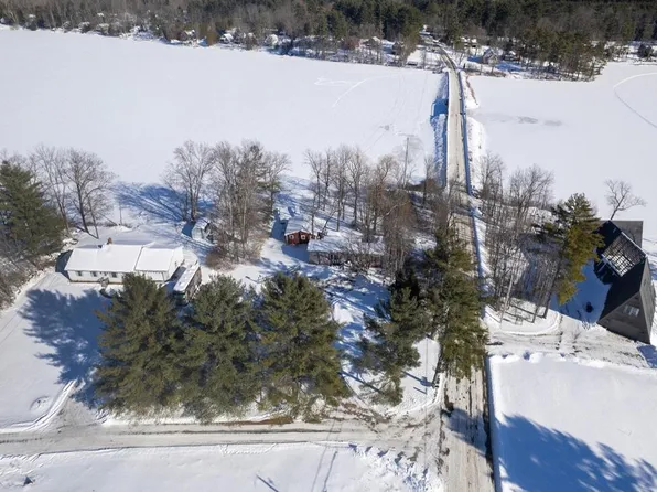 10 Sevigny Road, Castleton, VT 05735