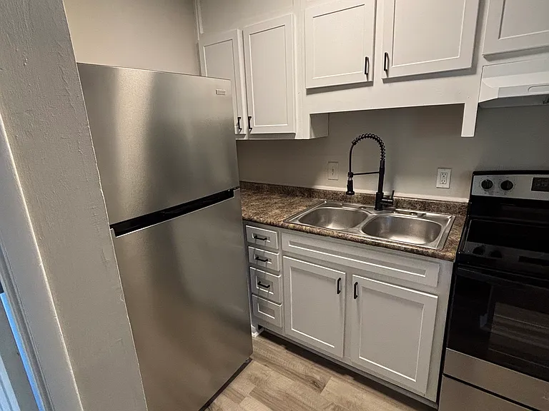 4009 Eunice St SW — Photo 22