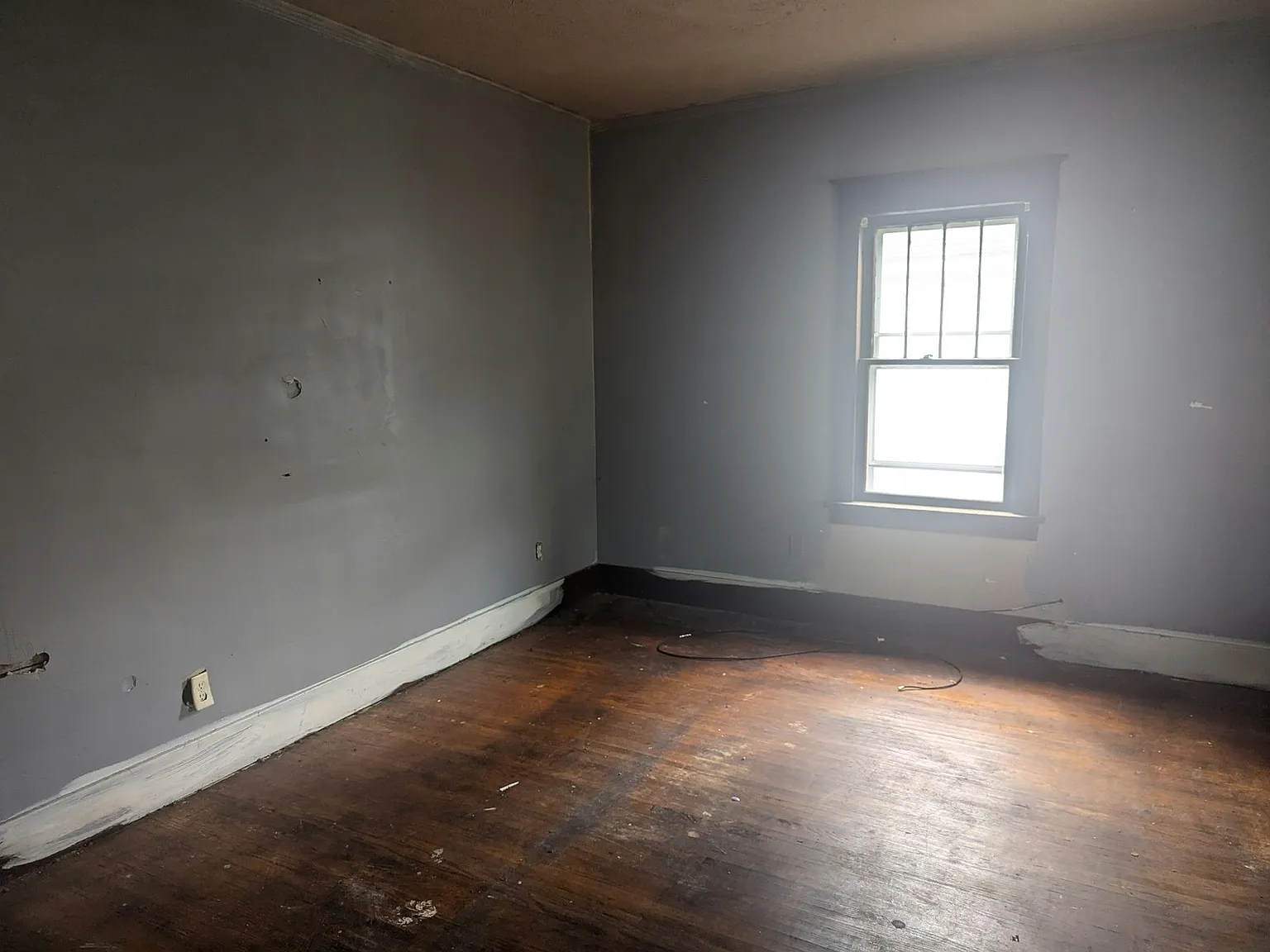 908 West Mac Queen Avenue — Photo 2