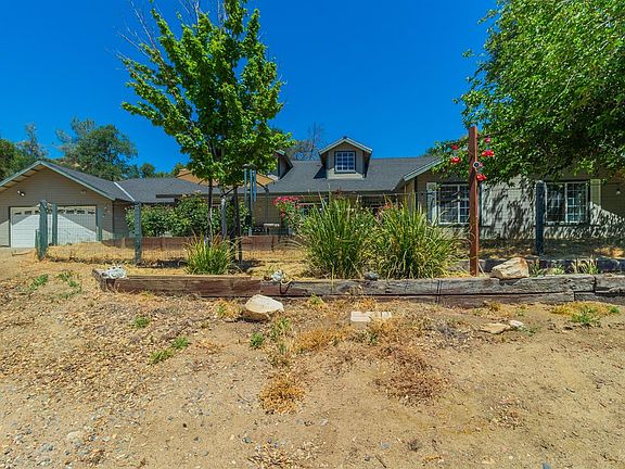 2nd image of 31354 Blue Heron Ln
